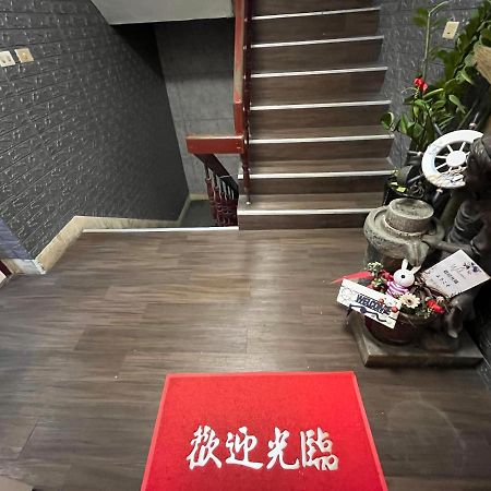 Ez Stay 西門邑居 Tajpej Buitenkant foto