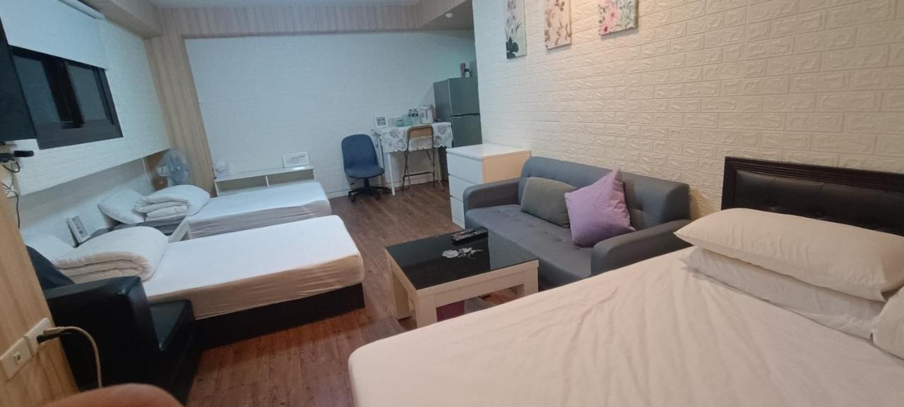 Ez Stay 西門邑居 Tajpej Buitenkant foto